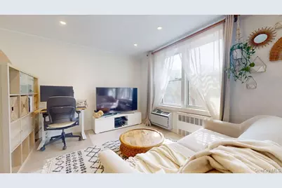 68-15 Selfridge Street #3D, Forest Hills, NY 11375 - Photo 2