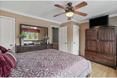 61-36 77th Street, Middle Village, NY 11379 - Photo 14