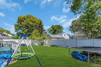 1395 Exeter Street, Baldwin, NY 11510 - Photo 20