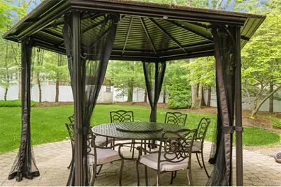 51 Chelsea Drive, Mount Sinai, NY 11766 - Photo 32