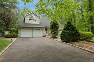 51 Chelsea Dr, Mount Sinai, NY 11766 - Photo 4