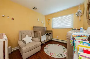2860 Sunnybrook Dr W, Oceanside, NY 11572 - Photo 8