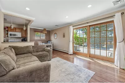 2860 Sunnybrook Drive W, Oceanside, NY 11572 - Photo 4