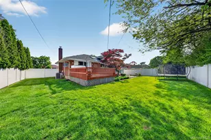 5 Joseph Ct, Syosset, NY 11791 - Photo 10