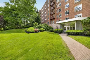 1304 Midland Ave, Yonkers, NY 10704 - Photo 2