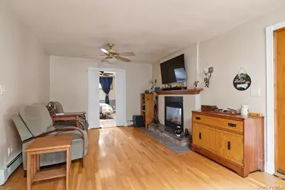476 37th Street, Lindenhurst, NY 11757 - Photo 16