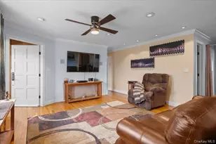 476 37th St, Lindenhurst, NY 11757 - Photo 6