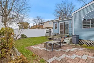 476 37th St, Lindenhurst, NY 11757 - Photo 26