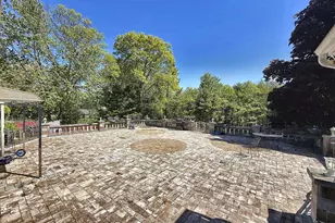 25 Lisa Dr, Dix Hills, NY 11746 - Photo 6