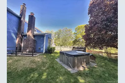 25 Lisa Drive, Dix Hills, NY 11746 - Photo 4