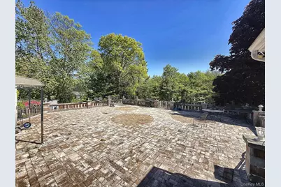 25 Lisa Drive, Dix Hills, NY 11746 - Photo 26