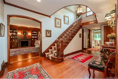 111 Clent Road, Great Neck, NY 11021 - Photo 4