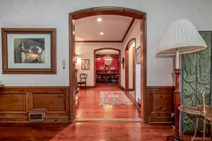 111 Clent Rd, Great Neck, NY 11021 - Photo 8