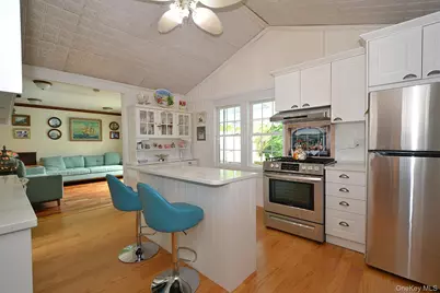 387 North Country Road, Setauket, NY 11733 - Photo 4