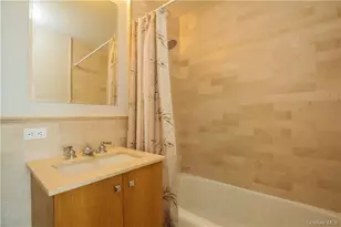 1 Renaissance Square, White Plains, NY 10601 - Photo 10