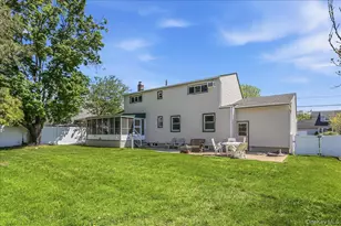 28 Linwood Pl, Massapequa Park, NY 11762 - Photo 28