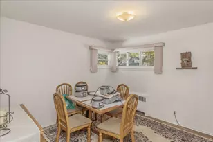 28 Linwood Pl, Massapequa Park, NY 11762 - Photo 14
