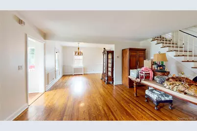 11 E Webster Street, Merrick, NY 11566 - Photo 4