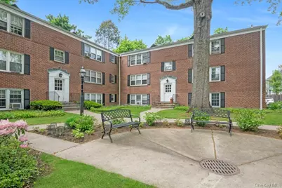 291 Manville Road #2J, Pleasantville, NY 10570 - Photo 2