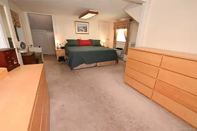 12142 6th Avenue, College Point, NY 11356 - Photo 22