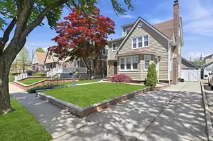 38-11 205th St, Bayside, NY 11361 - Photo 2