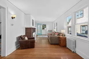 67 Nassau Rd, Great Neck, NY 11021 - Photo 6