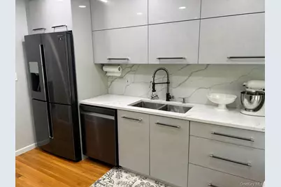 1180 E Broadway #4, Hewlett, NY 11557 - Photo 6