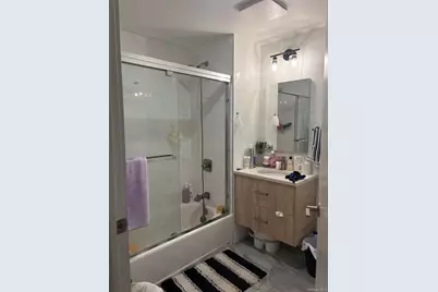 13119 Fowler Avenue #7C, Flushing, NY 11355 - Photo 8