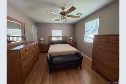 109 Lincoln Place, Massapequa, NY 11758 - Photo 12