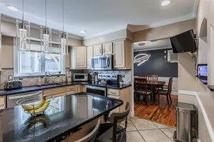 4220 Express Dr S, Ronkonkoma, NY 11779 - Photo 10