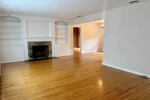 4 Annette Dr, Port Washington, NY 11050 - Photo 2