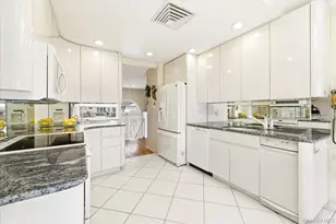 3284 Shore Rd, Oceanside, NY 11572 - Photo 10