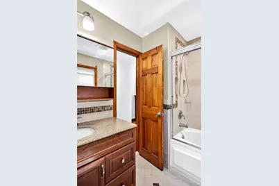 1507 Lowell Avenue, New Hyde Park, NY 11040 - Photo 10