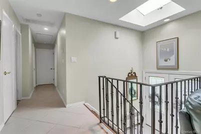 28 Penguin Lane, Commack, NY 11725 - Photo 6