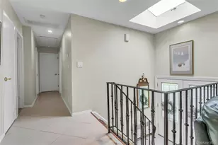 28 Penguin Ln, Commack, NY 11725 - Photo 6