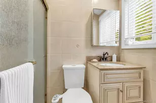28 Penguin Ln, Commack, NY 11725 - Photo 22