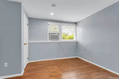 28 Penguin Lane, Commack, NY 11725 - Photo 26