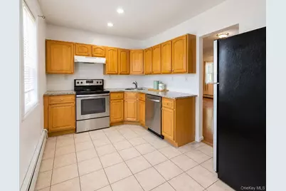 52 Hoffman Lane, Central Islip, NY 11722 - Photo 10