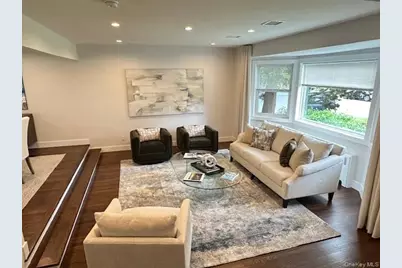 8 White Oak Drive, Port Washington, NY 11050 - Photo 6