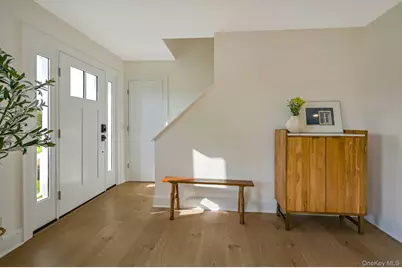 820 Gabriella Court, Mattituck, NY 11952 - Photo 4
