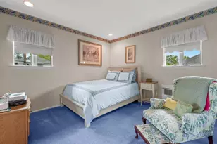 16 Hillvale Rd, Syosset, NY 11791 - Photo 18