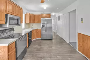 55 William Floyd Pkwy, Shirley, NY 11967 - Photo 10