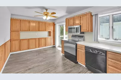 55 William Floyd Parkway, Shirley, NY 11967 - Photo 8