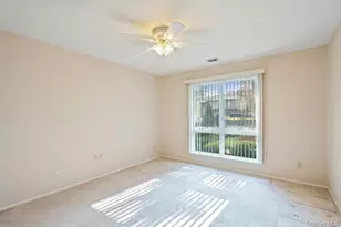 118 Estate Dr, Jericho, NY 11753 - Photo 24