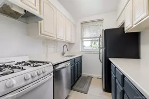 35-14 192nd St, Flushing, NY 11358 - Photo 8