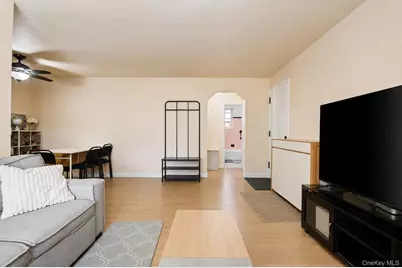35-14 192nd Street #C3, Flushing, NY 11358 - Photo 4
