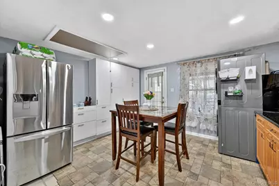 136 E Railroad Avenue, West Haverstraw, NY 10993 - Photo 8