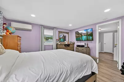 136 E Railroad Avenue, West Haverstraw, NY 10993 - Photo 14