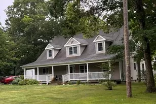 4 Conservation Circus, Ridge, NY 11961 - Photo 2