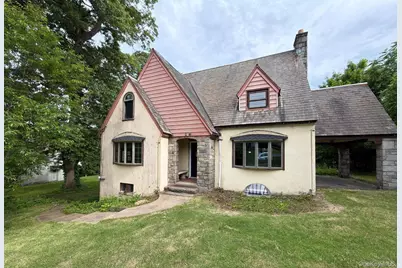 53 Robinson Avenue, Glen Cove, NY 11542 - Photo 1